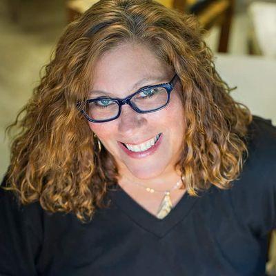 ArtisticIntenti's profile picture. Jewelry Designer/Maker, Lapidary Artist/Young Living Distributor. I love to connect with other artistic people and enjoy learning new ways grow my business.