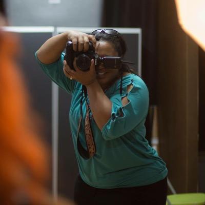 Freelance Photographer- Music/bands and portraits :) Proud decedent from a musical family. My creative sauce is photography #spoonie, EDSIII, Fibro