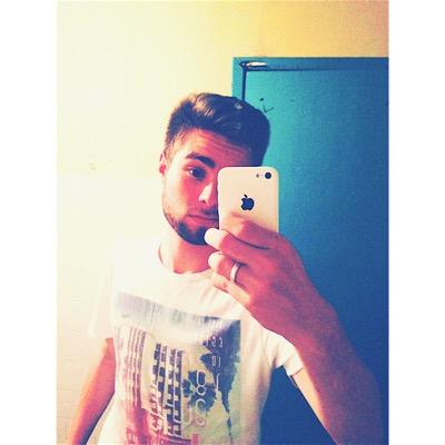 lipeschuler7's profile picture. 18, Brasil.   Snap: lipeschuler