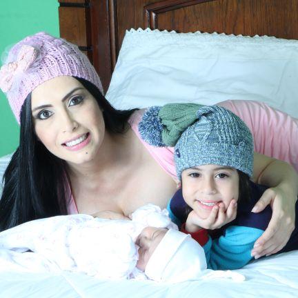 ROSSANA BARRIOS:
MAMÁ de Raulito y Sofia💙💖
Licenciada en Administración de Marketing.
Docente Universitaria.
Master en Ciencias de la Educación.