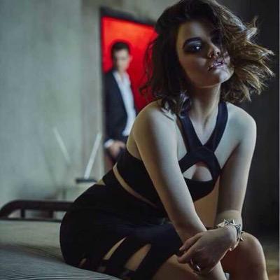 riley_rpgctrl's profile picture. carnet marron en main // lesbian for kelsy