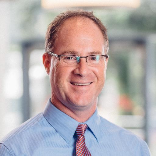 JonFerchen's profile picture. Husband, proud father of 3. UNI grad; #finserv #socialmedia speaker/blogger, life-long #Hawkeye fan. Tweets my own.