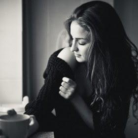 EleniYonnus's profile picture. Bir bakıyorsun senin yüreğinin özgür kaldığı gün, onun esareti başlıyor......
δίκαιο αντιστέκεται ✌ #smyrna#Fenerbahçe#Rakı