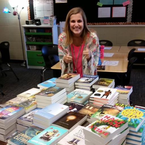 K-6 Library Media Specialist who can barely reach the top shelf. 📕🧡📒💚📘💜