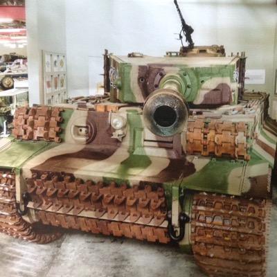 LadrosseB's profile picture. 