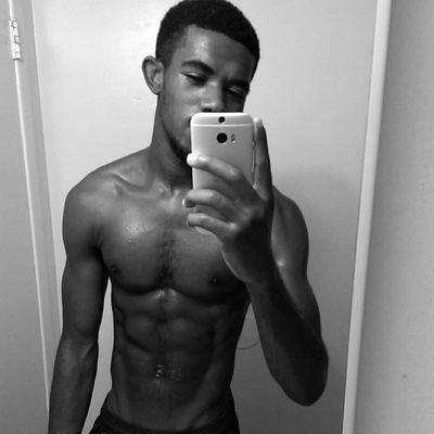 savingthebasics's profile picture. April's very own.    U San Diego '19 

               lowkey the realest