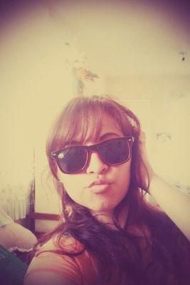 amy110895's profile picture. without struggle there is not progress