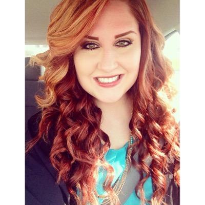 Reading teacher that loves art, music, books, coffee, mexican food, and kitty cats.