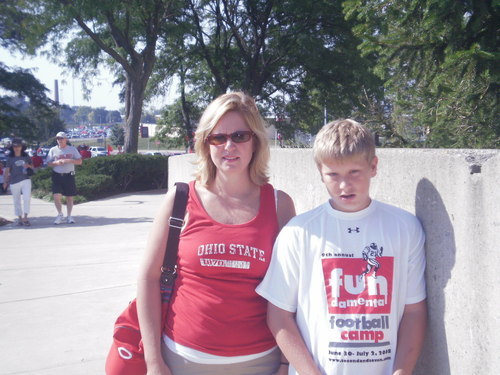 Guston11's profile picture. 