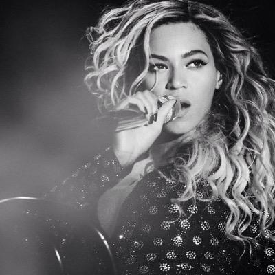 ビヨンセ　Beyonce vip レアビーチタオル Official beyonce crest - Gem