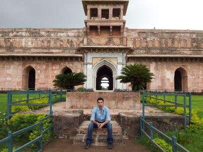 LuckySharma01's profile picture. 