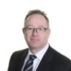 Estate agent with over 30 years experience dealing with wide range of properties across the south east.