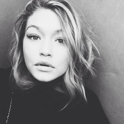 kelsyrpgctrl's profile picture. kendall ma femme, lesbian for riley