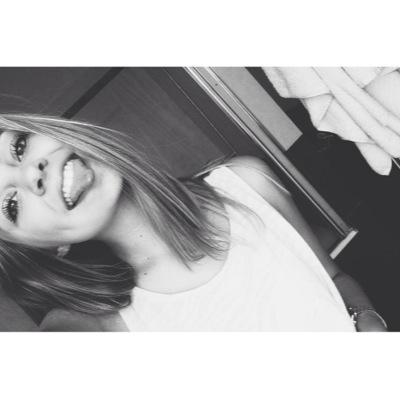 emilyrpguba's profile picture. 