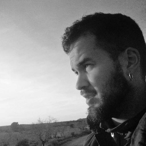 vivo como si la muerte no existiera, nada quiero, nada espero, nada llega,
