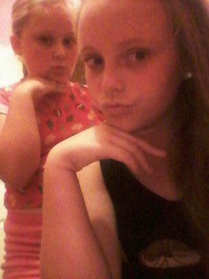 Here's my hobbies;dance,singing,texting and taking selfies! I'm 9 years old and British! I hope you like my tweets:) Love you all! -Ruby-mae xx #thanks