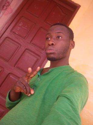 Salut moi c'est Paul Poaty votre amie de tout le temps j'aime faire connaissance avec les gens. whatsapp +242 064006110 donc n'hésité pas a me suivre merci