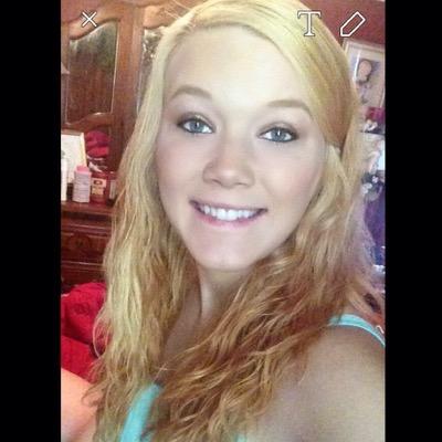 BailorNicole's profile picture. Furthest thing from perfect just like everyone i know. ✨