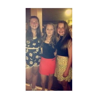 dani_mcdevitt's profile picture. 