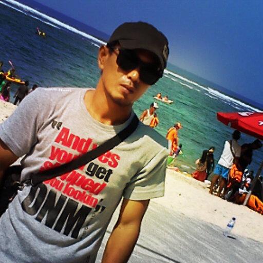 Pengagum @iwanfals*cinta damai+opo ono'e+love ALLAH SWT#