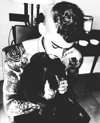 Ariana/Justin/Zayn are my babes
Arianator/Belieber/Zquad 0/3 followed