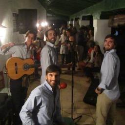 Grupo de Rumbas y Sevillanas//

Jerez de la Frontera//

Por y para nuestra gente!