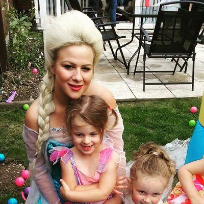 Dream Parties making memories . We bring your favorite characters to life .