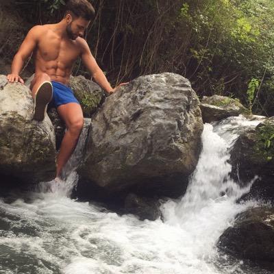 javiiher13's profile picture. 