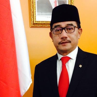 ferrymbaldan's profile picture. Politisi~Alumni: SD SLIPI 2 PG/SMP Al Azhar/SMA XI Bulungan/FISIP-UNPAD~Alumni HMI~MULovers. Bantu Presiden Jokowi di Bid Agraria dan Tata Ruang/BPN