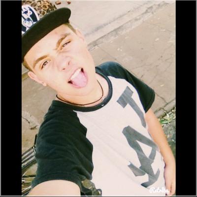 FrozzaJoao's profile picture. 