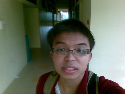 Harry_hcl's profile picture. I am Harry and I am 22 years old gonna be 23 today.. I stayed in Singapore.
