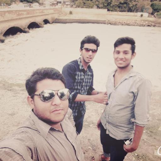 QadirRa's profile picture. 