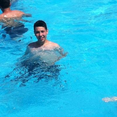 enesinyoluu's profile picture. 