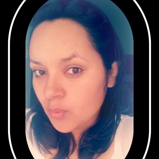 sandiamontoya's profile picture. 