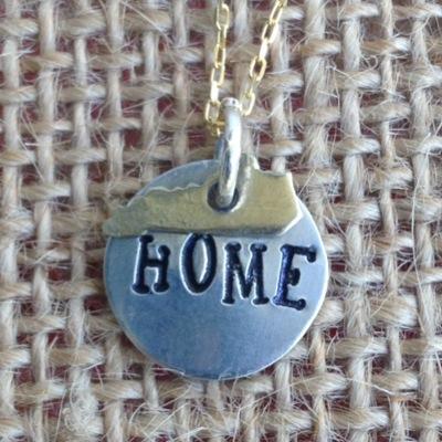 Fired and Wired is an Etsy shop with hand-stamed and painted designs. Specialties include Kentucky, UK and U of L designs.