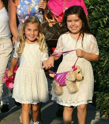 The OFFICIAL FAN twitter from Sophia Grace Brownlee & Rosie Grace McClelland.Follow us! Made in 2011.♥ #Princessswagger.