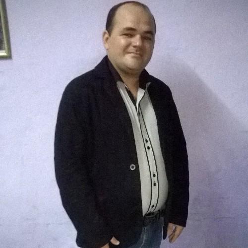 Assistente Social e Ativista Social na área da defesa dos direitos da criança e do adolescente!