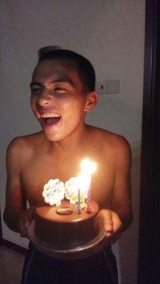 Juggly_Puffs's profile picture. Love God, Love Life