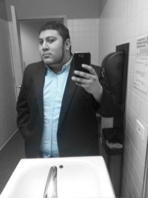 otizz21's profile picture. 