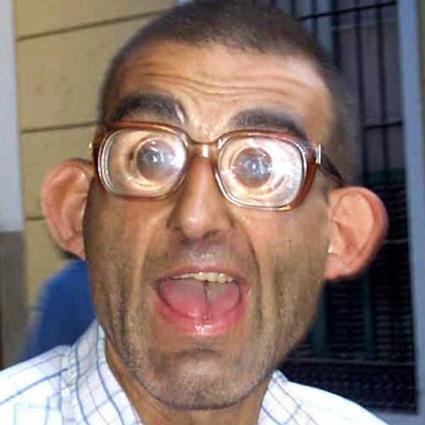 Marchena_zulu's profile picture. Andalú a secas (sin la z) y partidario de decir siempre la verdad con muchos tacos.
Yo soy forofo, compadre, hasta cuando el Betis gana...