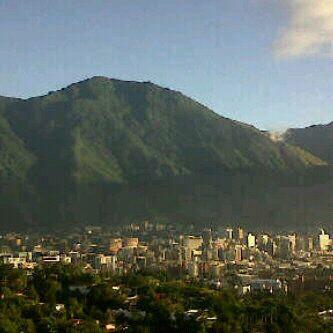 Bufete de Derecho Publico,Constitucional y Laboral de Abgs JesusDavidRojas, BettyTorresDiaz y AlejandroMirabal con sedes en Caracas,Maracay y Valencia,Venezuela