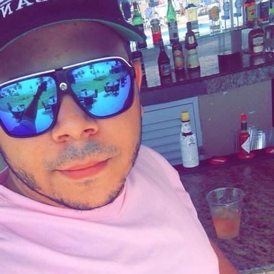 vitico056's profile picture. 