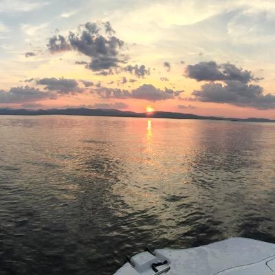 jrichard3751's profile picture. 