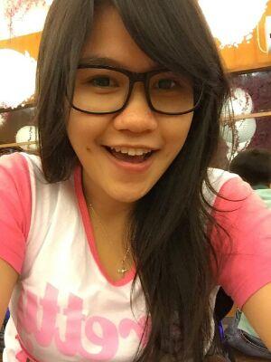 dyana_yannhaBL's profile picture. badminton lovers addict! ||I'm singer|i'm christian|path : dyana yannha| line id: dyanasepteani