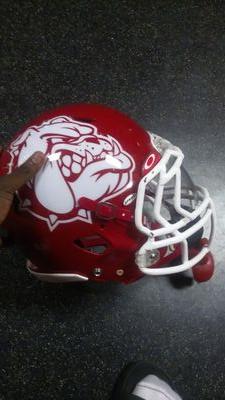 twanstaylit3's profile picture. live now rest later....#navarrocollege. FOOTBALL PLAYER ..go bulldogs...