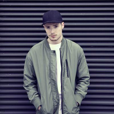 90s boy living in Amsterdam. I tweet what's on my mind.. so follow me and read my mind.