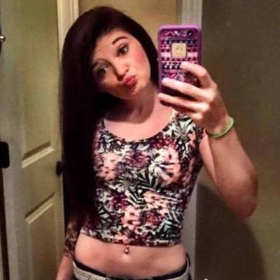 LexieSchriner's profile picture. Green eyed and short-tempered. Wright Career College: Veterinary Technology. Animals-Are-Life.