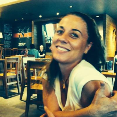 RoxDrexel's profile picture. Asesora y activista en pro de la cultura Wixárika de Jalisco México. Marketing y asesora profesional publicitaria. @drexelcommunications IG/FB