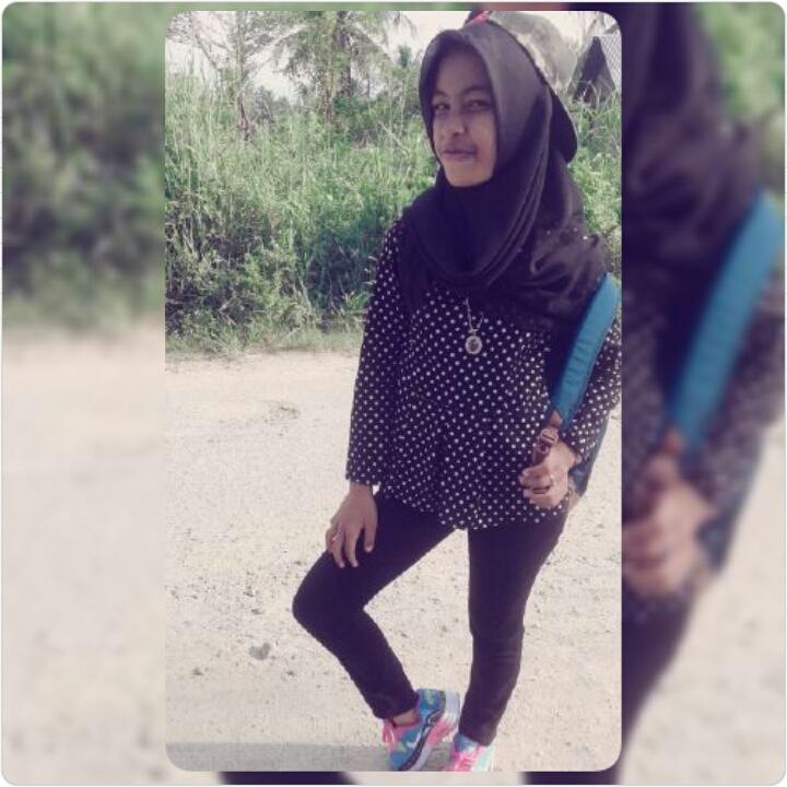 anggini28's profile picture. 