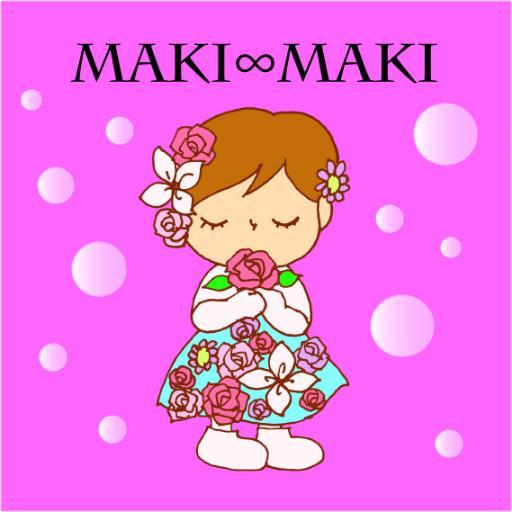 MAKI∞MAKIは美術家の竹本真紀とコスチュームデザイナー川下美由希、写真家石下理栄によるアートユニットです。